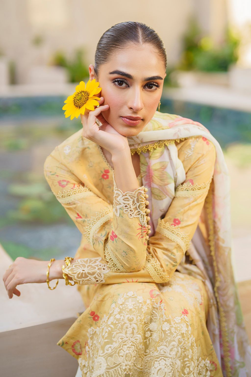 IZNIK Lawn 3 piece Unstitched