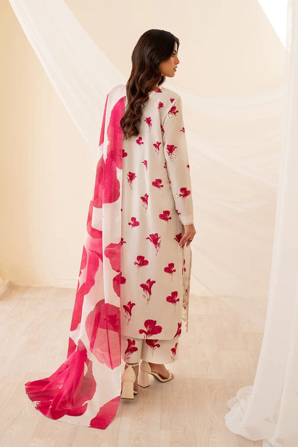 IZNIK 3 Piece Unstitched Lawn
