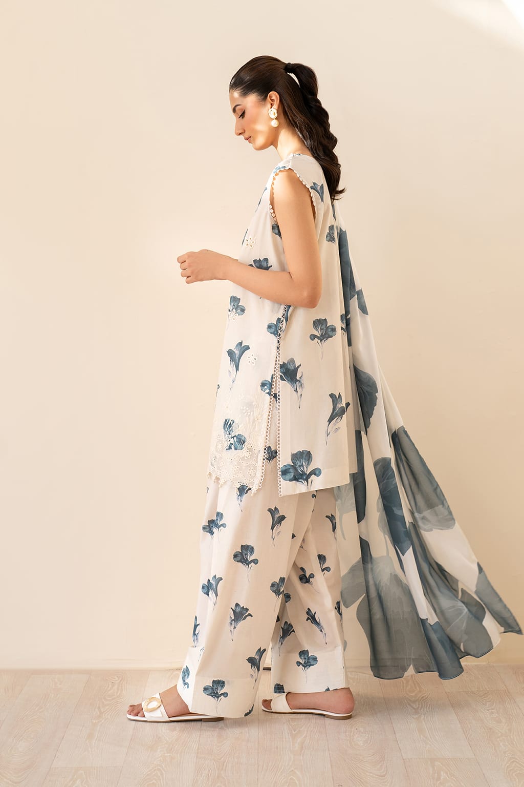 IZNIK 3 Piece Unstitched Lawn