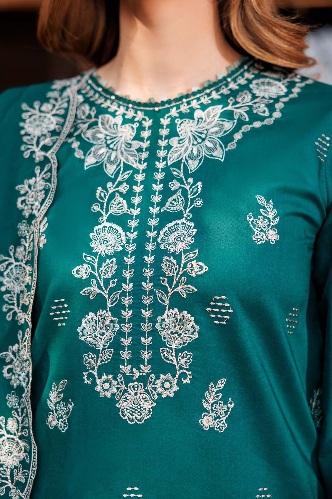 FARASHA Lawn 3 piece unstitched